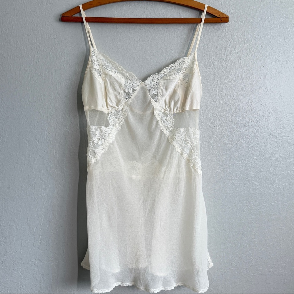 Vintage Victoria’s Secret Silk Lace Slip Dress Cream Y2K Coquette S